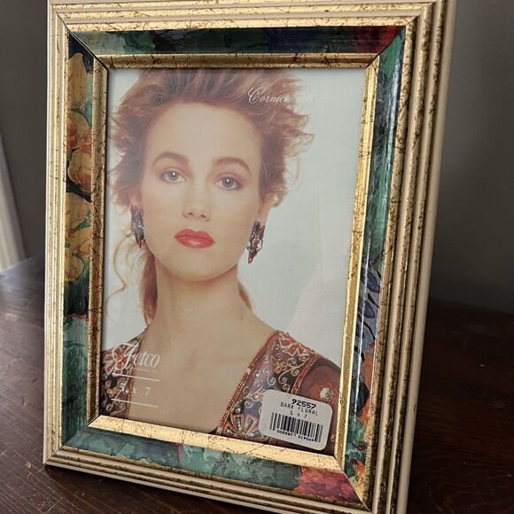 Vintage 5x7 Picture Frame Dark Floral by FATCO - Picture 3 of 4